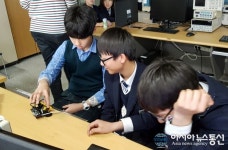 한국폴리텍Ⅶ대학 창원캠퍼스, 중학생에 로봇 체험기회 제공
