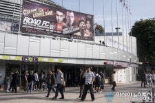 [로드FC] 몰려드는 인파