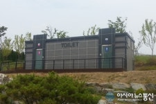 세종시 신도시 제천·방축천에 24일부터 개방한 화장실