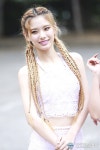 마틸다 새별, 독특한 헤어스타일~