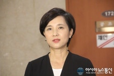 유은혜 더민주 전국여성위원장&최고위원 후보 취재진 질문에 대답