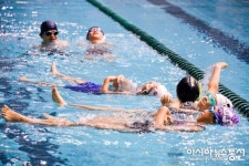 올림픽수영장, 재난시 ‘생존수영’ 강습 실시