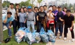 경산시 기획예산담당관실, 남천서 하천정화 봉사활동 펼쳐
