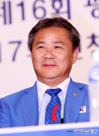 [대한체육회장 선거] 이기흥 전 수영연맹회장, “스포츠 의과학센터 건립할 터”