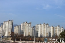 계룡 파라디아아파트, 강제 경매 개시...입주 차질 ‘강력 반발’