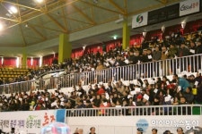 반기문 전 총장 충주 방문… 2000여명 뜨거운 환영