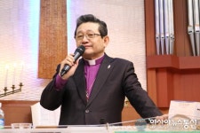 말씀 전하는 전명구 감독회장