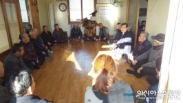 초동경로당 방문한 박일호 밀양시장