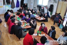인천 나눔과 섬김 강병인 대표 부남천경로당 짜장면 봉사 펼쳐