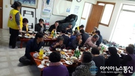 영동군 추풍령면적십자봉사회, 3개 마을 노인초청 경로잔치