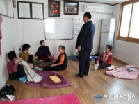 마산회원구 임동식 구암1동장, 경로당 찾아 노인들과 함께...‘소통’