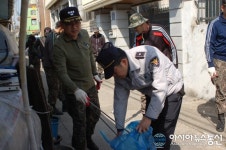 육군17사단 미추홀부대, “우리 지역 환경정화! 우리의 손으로!”