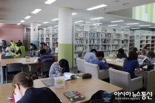 증평군립도서관 개관 3주년 77만명 방문…복합문화공간 ‘우뚝’