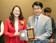 쑨첸 순천향대 공자아카데미 부원장, 아산시장 표창
