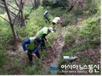 진해구 자은동, 시루꽃동산 등 환경정비 ‘구슬땀’