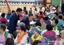밀양지역 효실천 경로잔치 잇따라 개최