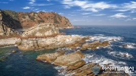 강릉 ‘정동심곡 바다부채길’ 6월 정식 개통