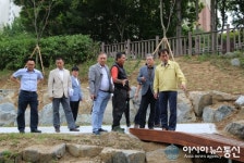 인천서구의회, 당하1호 공원 내 시설물 정비공사 현장 방문
