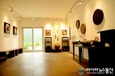 상주시 은척 한방단지 지천옻칠 아트센터 개관