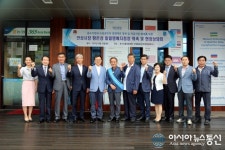 황은성 안성시장, 경기신용보증재단 일일명예지점장 수행