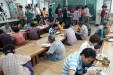 영양 도곡마을이 펼치는 新 두레...농번기 공동급식 호평