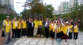 진해구 자은프라임아파트경로당 자원봉사클럽, “냉천근린공원을 최고의 힐링공간 만든다!