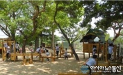 울산교육청, 꿈자람놀이터에 ‘고래 형상 야외화장실’ 설치 