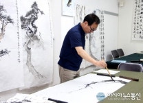 (인터뷰) 운정 박등용 화백, 전통 문인화의 현대적 변용