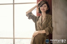 배우 박수진, 모니카비나더 매력 화보 공개