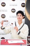 네스카페 크레마 박보검, 팬사인회 열어