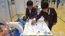 오조봇 여행기 원리 설명하는 광양제철 남초영재들