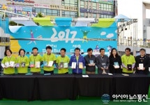 안산시민, 문화광장에서 도서관을 만나다