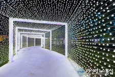 한국도로공사, 덕평휴게소에 ‘빛’ 테마파크 개장