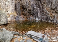 밀양시 산내면 봉의리 구만산 통수골의 늦가을