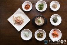 ‘생방송오늘저녁’ 건강밥상, 전복 순두부 들깨탕 VS 사찰 코스요리 소개