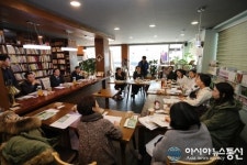 민병희 교육감, 강릉 맘카페와 ‘한글교육책임제’ 주제로 간담회