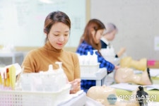 피부관리사 자격증 준비방법과 이벤트 진행