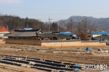[포토]봄을 맞이하는 전통 한옥..세종시 유계화 가옥