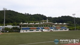 진해구, 풍호공원 외 2개소 인조잔디 교체