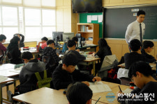 울진 부구初 새내기 교사 첫 공개수업