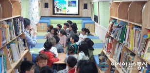 충주학생회관, 북부지역 100개 유·초등학교서 책버스 운영
