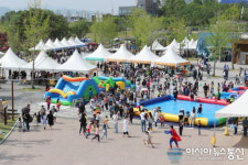 [포토]세종시 어린이날..붐비는 호수공원 행사장