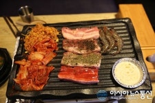 레인보우 삼겹살 세트를 맛볼 수 있는 대구 동성로 맛집 머꼬