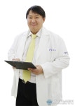 허리디스크치료, 정형외과와 신경외과 중 어디서 치료받아야 할까
