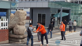 이성수 후보 여수산단 노동자와 인사 첫 유세펼쳐