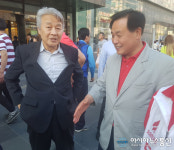 [포토] 연기자 서인석, 이인제 후보 응원하러 왔습니다