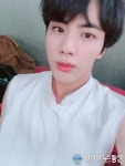 방탄소년단 진, 가을 우체국 앞에서 음원 발표...서정적인 가사와 멜로디가 특징