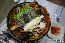 거제도 맛집, 거제 토박이가 운영하는 30년 전통의 해물뚝배기집