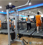 금강산 휘트니스, 더위는 운동으로 식힌다...요가 헬스로 몸 만들기