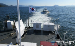 창원해경, 거제해상서 표류하다 좌주된 레저보트 구조 예인